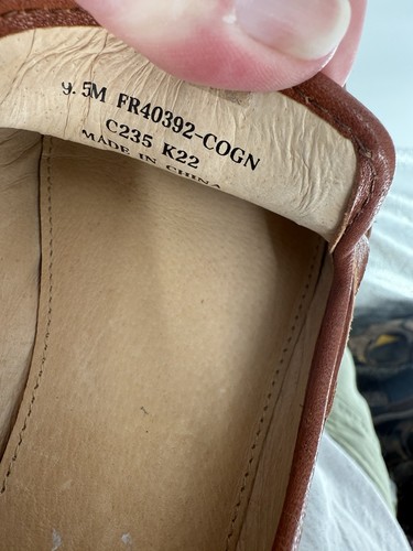 Frye Kenzie Nieten Cognac Leder geprägt spitz zulaufend flache Halbschuhe Größe 9,5 - Bild 3 von 14