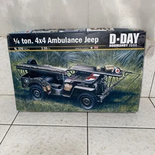 Italeri 1/4 Ton 4x4 Ambulance Jeep 1:35 Scale Plastic Model Kit 326 NISB