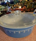 Pyrex 664 Big Bertha 4 Qt Blue Snowflake Garland Casserole Dish WITH LID VINTAGE