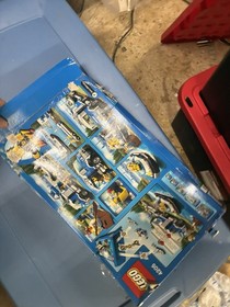 LEGO City 4205 Off-Road Command Center Not Sure It&rsquo;s Complete 1