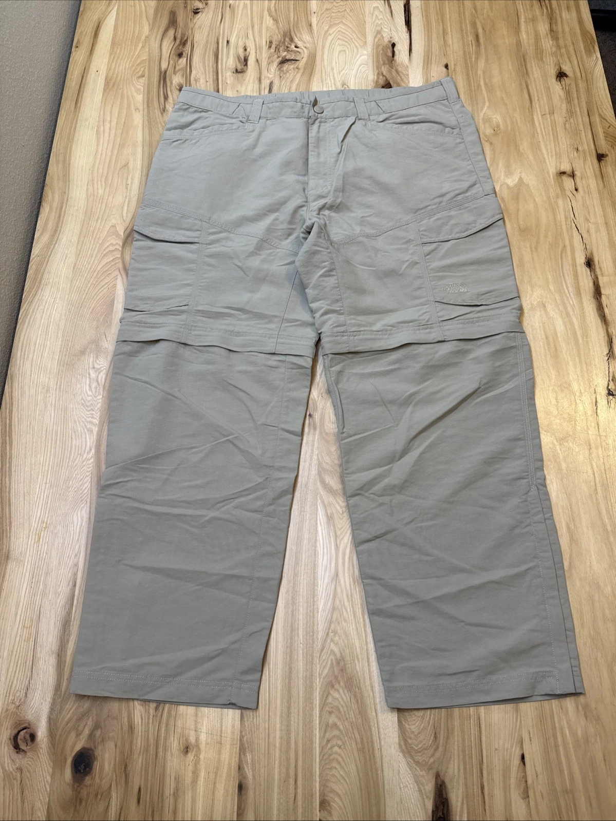 The North Face Pants Mens XL Gorpcore Convertible Cargo Shorts Beige Hiking Camp