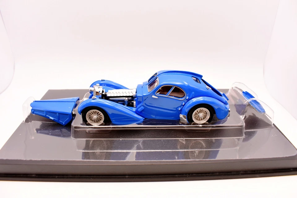 Modellino auto scala 1:43 Bugatti 57 SC atlantic Rio diecast modellismo statico - Immagine 3 di 4