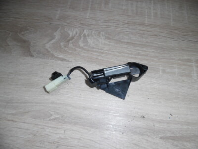 Opel Tigra B Twintop Microschalter Laderaumabdeckung Entriegelung Taste 93162616