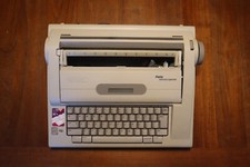 Smith Corona Electric Display Dictionary Typewriter Works Vintage  thumbnail