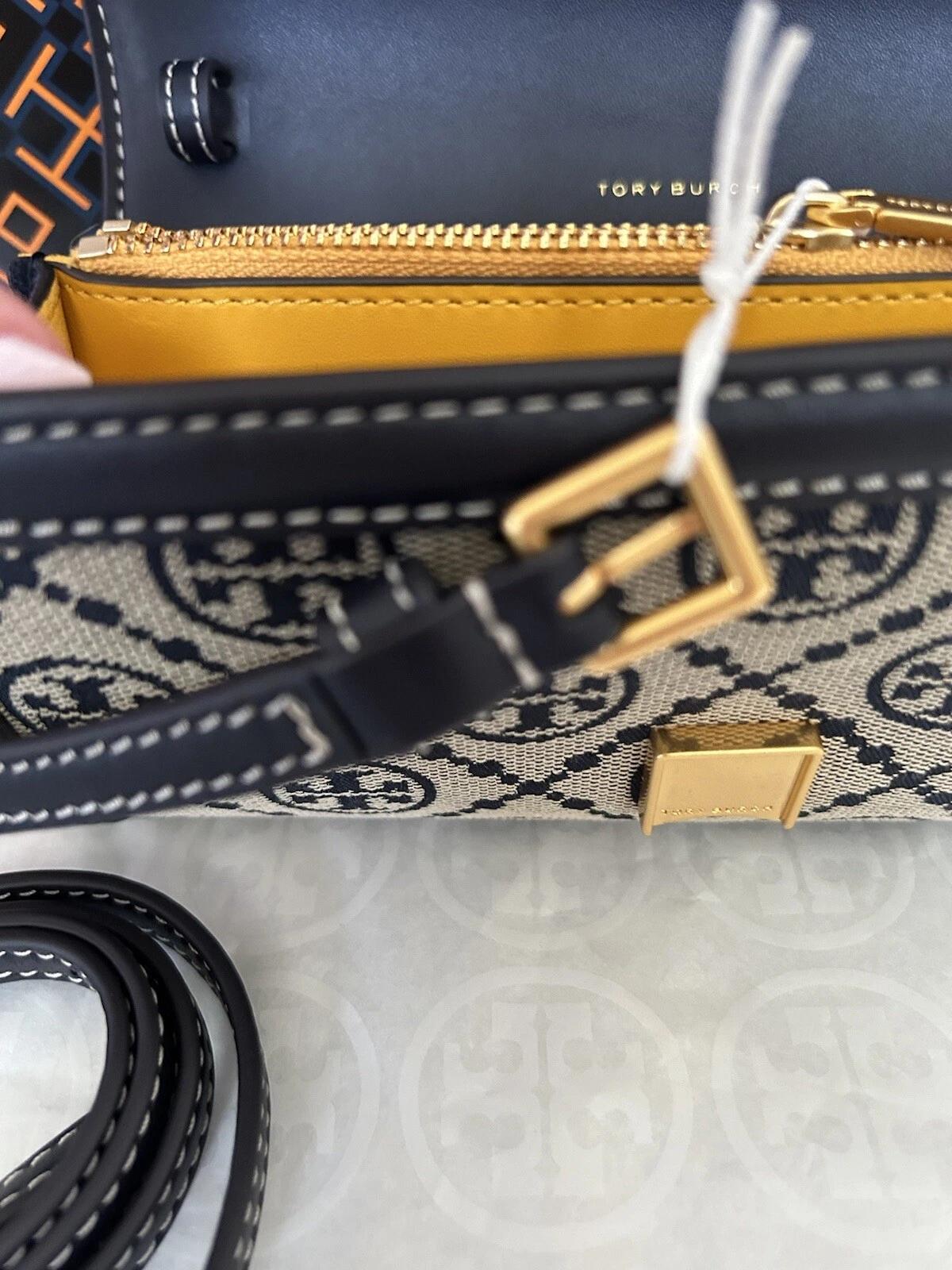 Nuova borsa a tracolla portafoglio jacquard monogramma Tory Burch T 13586 $348