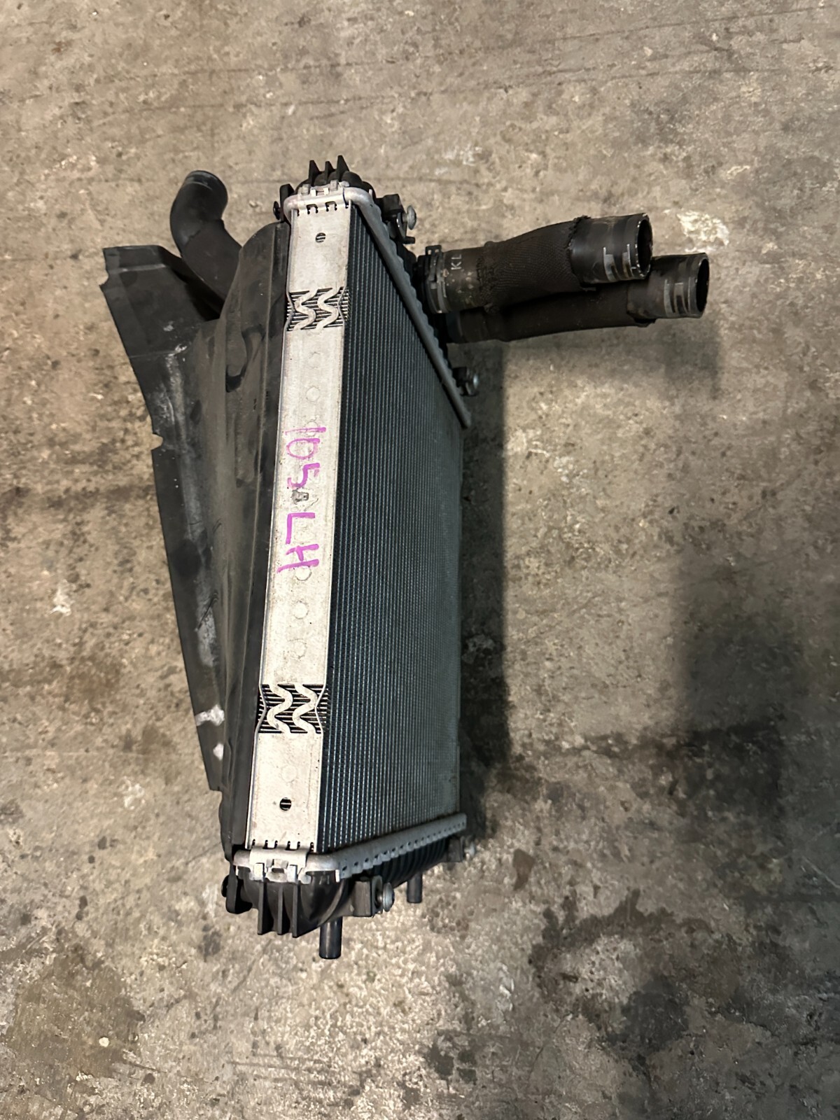 2017 AUDI R8 V10 FRONT LEFT RADIATOR A/C CONDENSER 4S0 816 411 4S0 121 252 B
