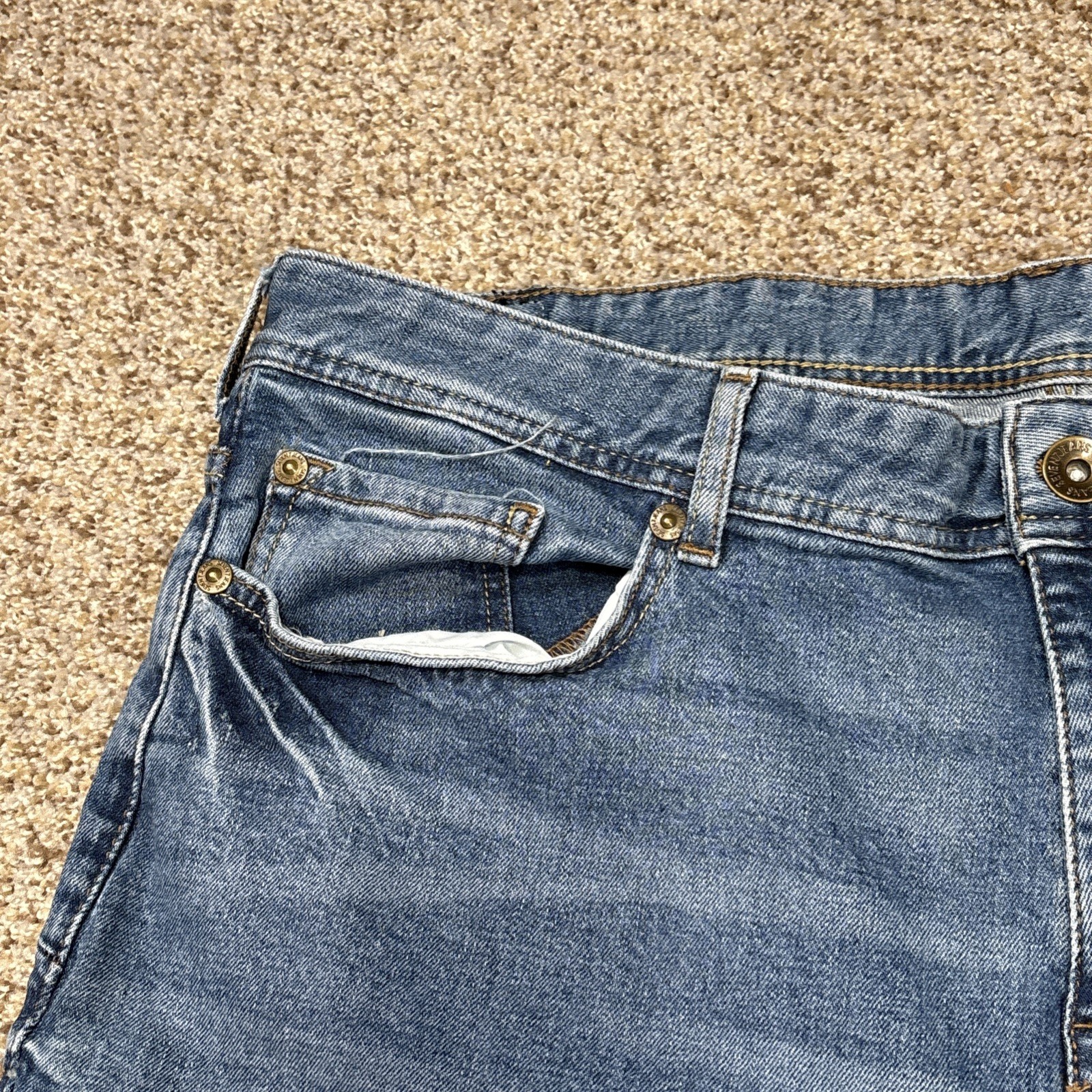 MENS SEVEN 7 JEANS THE ULTIMATE CLASSIC STRAIGHT 40x32 Fits 40 X 31 - View 2