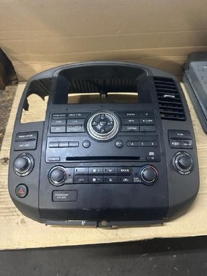 2008-2012 Nissan Armada Radio Audio AM FM CD Control Panel OEM