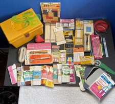 Lot of vintage sewing notions / needles, seam binding, carrier, pockets, box