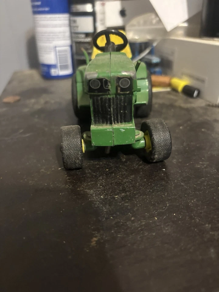 Ertl John Deere 140 Toy Lawn Tractor - Image 4 of 4