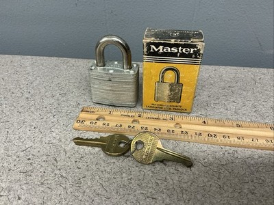NOS Vintage Master Lock With Keys. Working