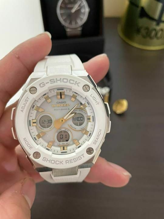 Men's Analog Wristwatch Casio G-Shock GST-W300-7AJF White Chronograph Digital