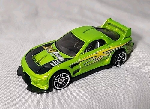 Hot Wheels 24/Seven #024 HW ‘03 First Editions 12/42 Loose Green Toy Car! 1:64 - Picture 2 of 5