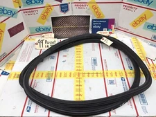 98-01 VOLKSWAGEN PASSAT REAR LEFT DOOR SEAL WEATHER STRIP BODY EDGE MOUNTED OE