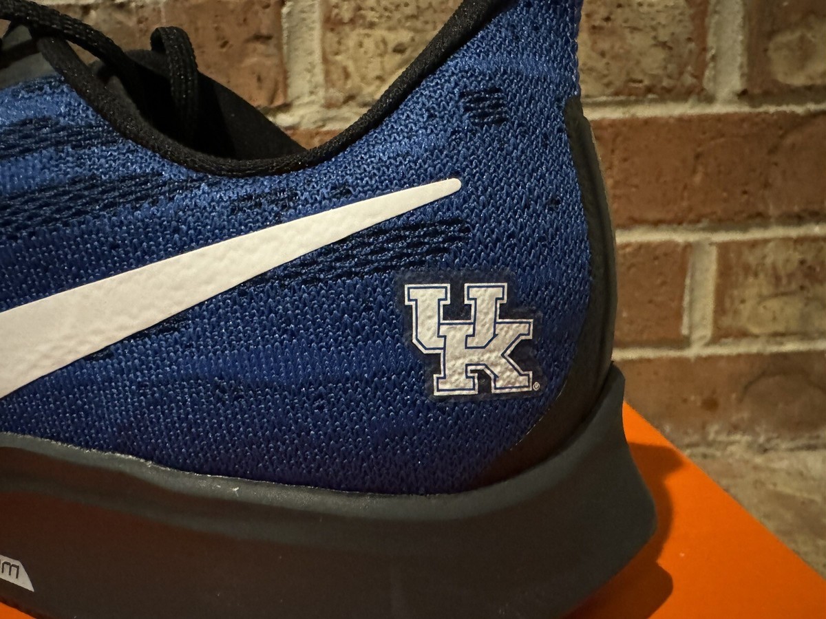 (希少・レア) NIKE University of Kentucky New 12 Nike Kentucky Wildcats Air Zoom Pegasus 36 Blue Shoes