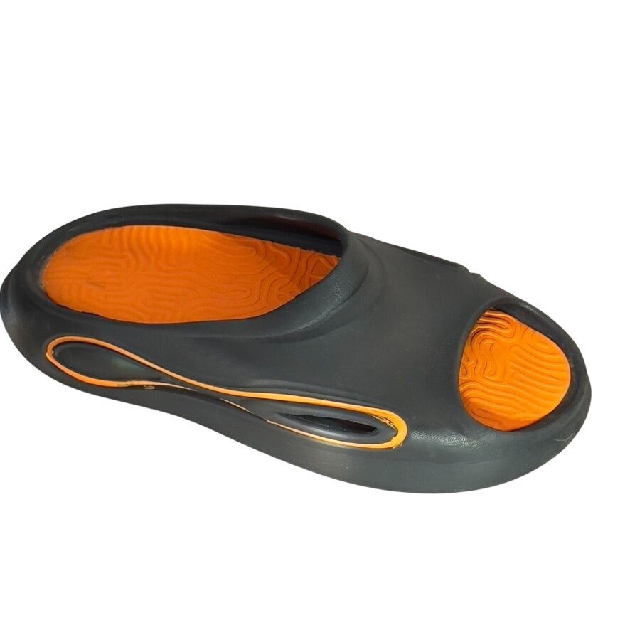 APL Sandali slip on unisex neri e arancioni in gomma punta aperta con plantare sagomato