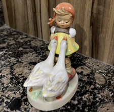 GOBEL HUMMEL GOOSE GIRL FIGURE