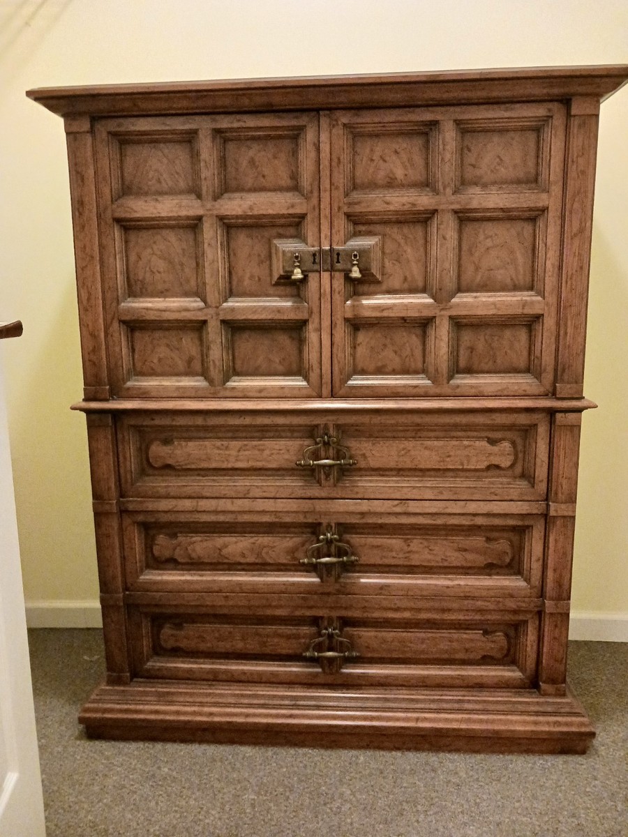 Vintage Drexel Heritage Highboy Dresser & Nightstand  1