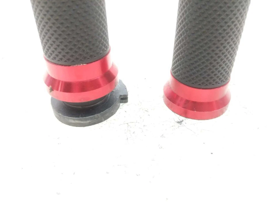 81-83 雅马哈 Seca XJ 750 R 节气门管和握把 — 第 2/4 张图片