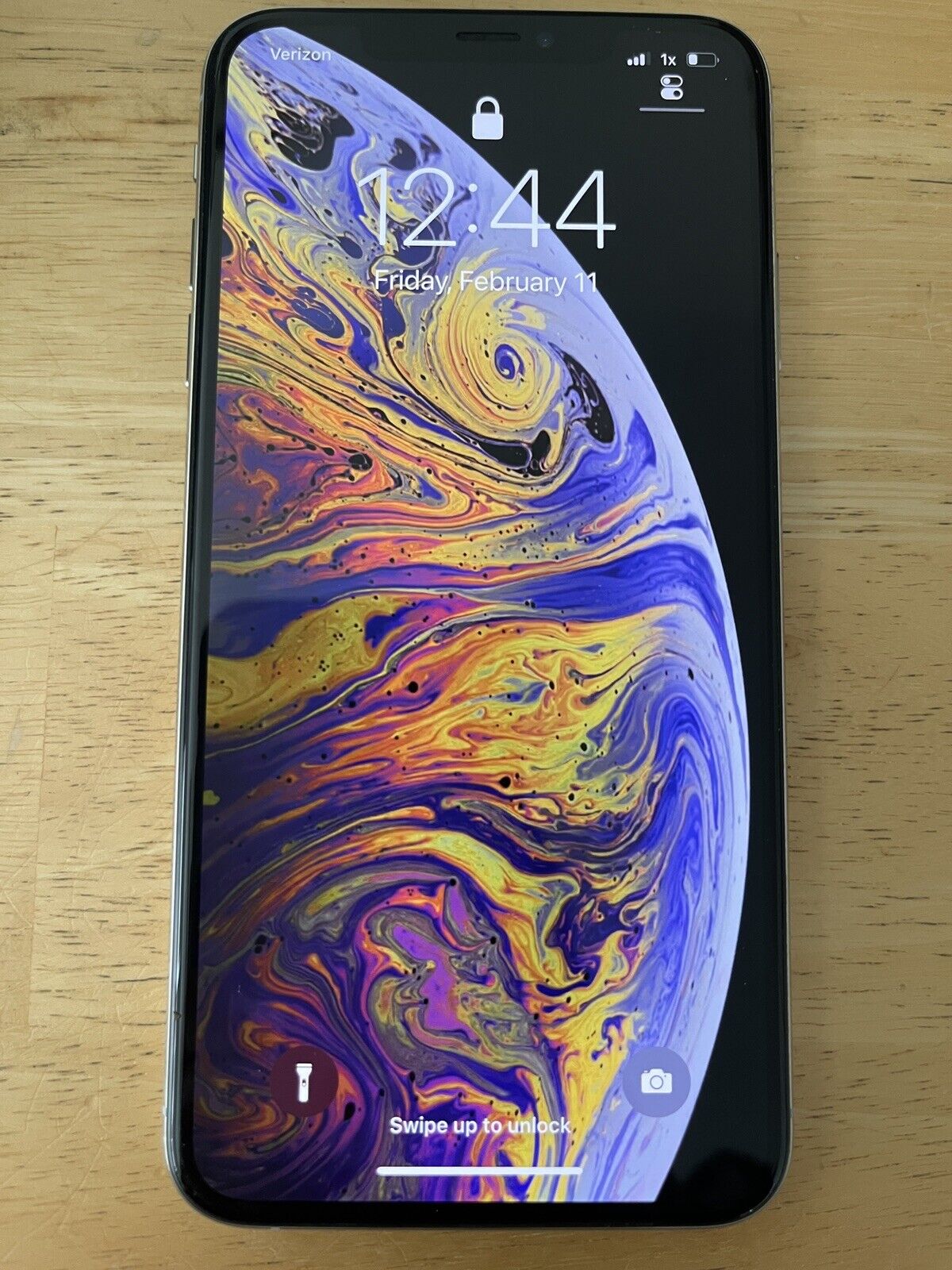 Apple iPhone XS Max - 256GB - Silver (Unlocked) A1921 (CDMA + GSM)