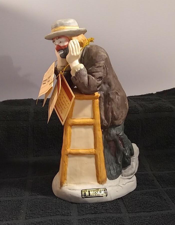 Foto 3 di 12