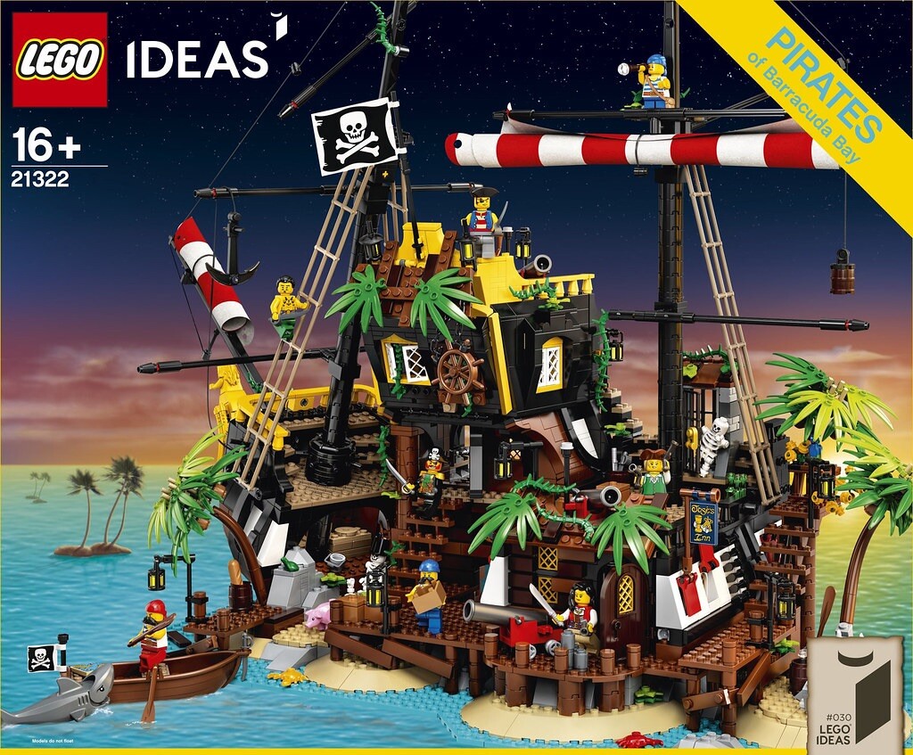LEGO Ideas Pirates of Barracuda Bay 21322 Ship Shark Captain