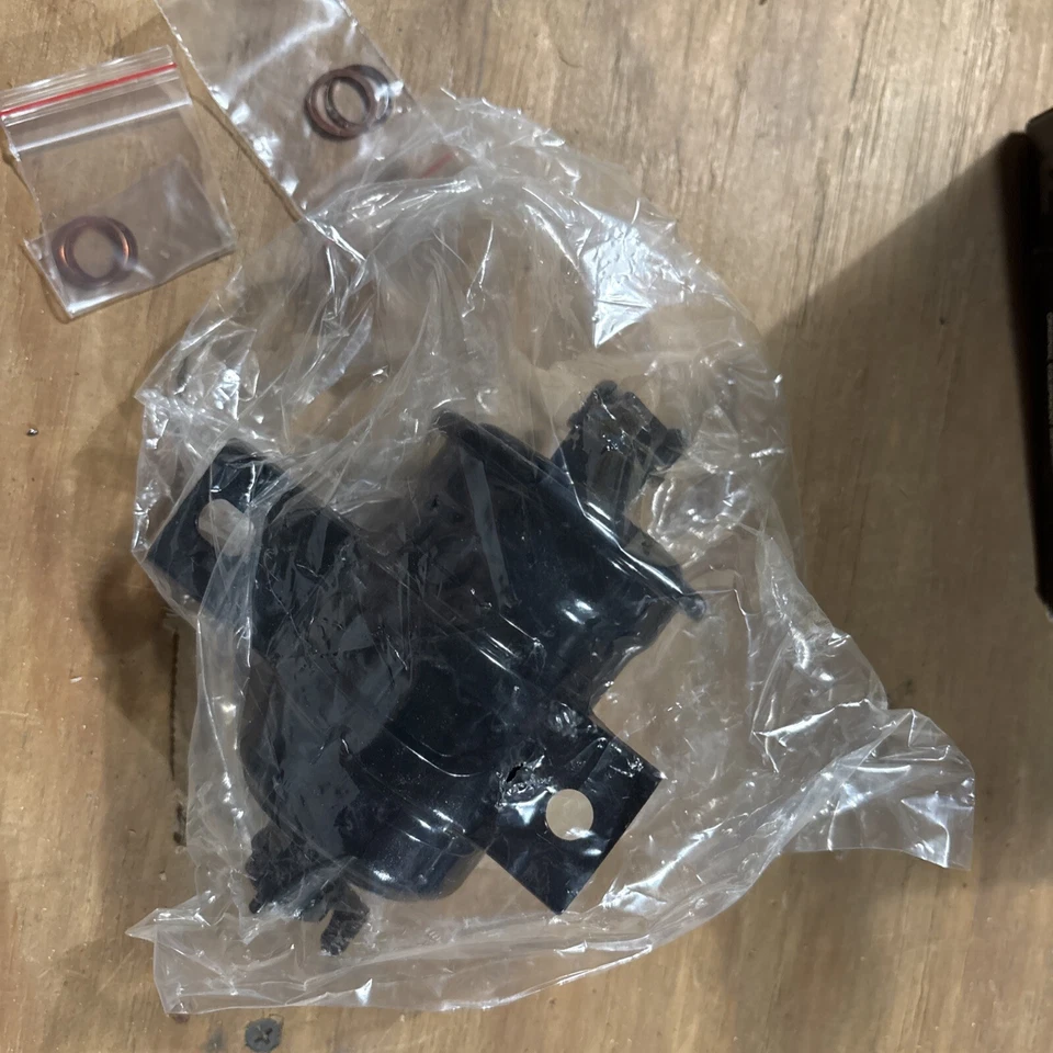 NOS Fuel Filter-Parts Master 73497 - Image 2 of 3