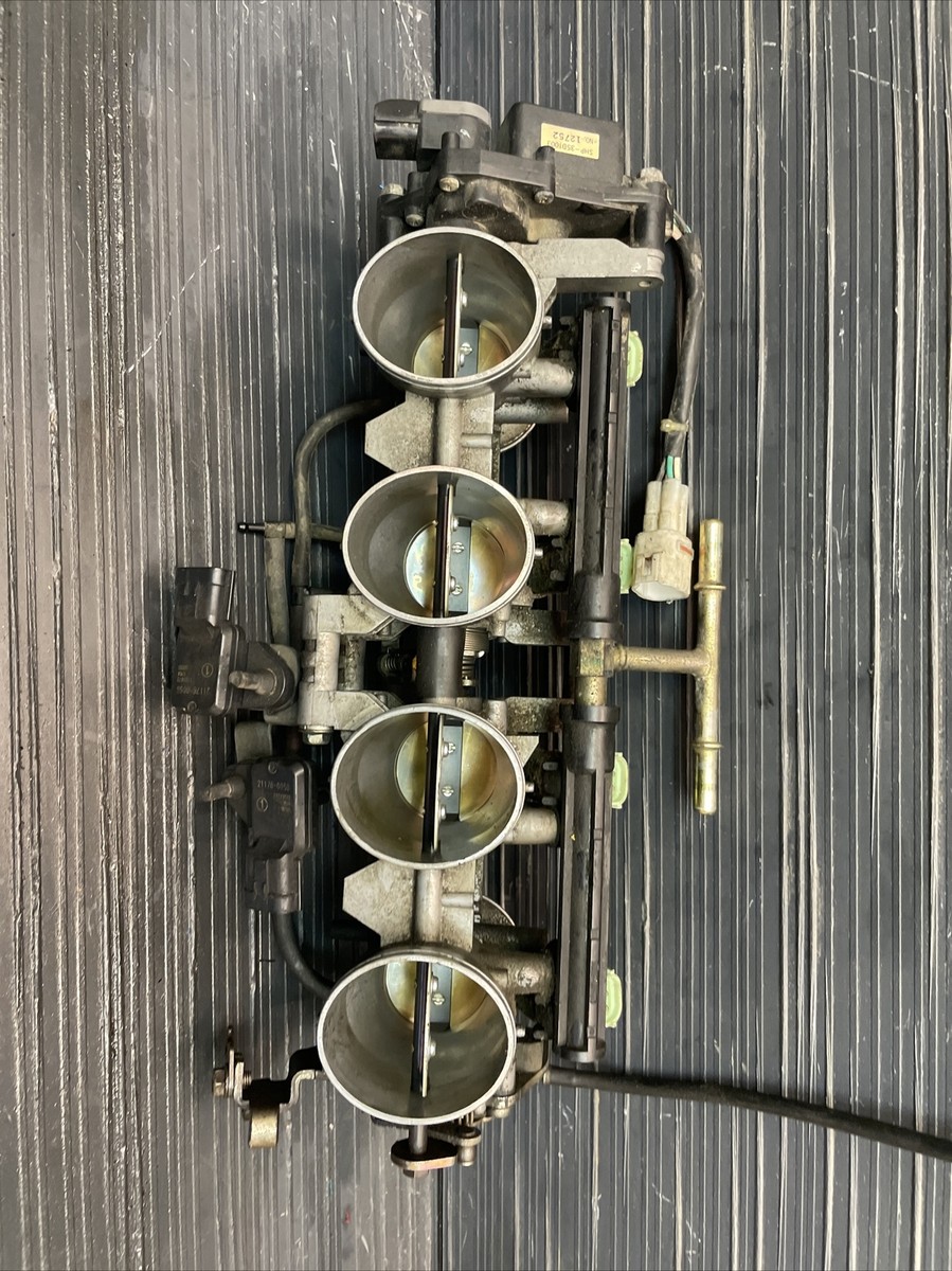 2005-2006 Kawasaki Ninja ZX6R ZX636, throttle bodies, fuel