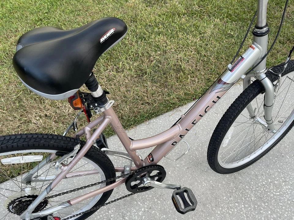 Bicicleta feminina Raleigh Venture montanha/híbrida 26 pneus rosa - Imagem 2 de 4