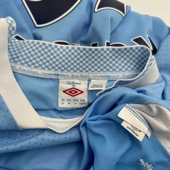 Aguero #16 Manchester City FC 2011/2012 ORIGINAL Umbro Long Sleeve Soccer Jersey - Image 4 of 4