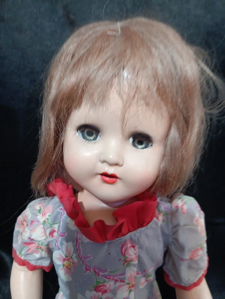 复古 Horsman Betty 硬塑料 17 英寸娃娃花卉连衣裙和可爱草帽 — 第 4/4 张图片