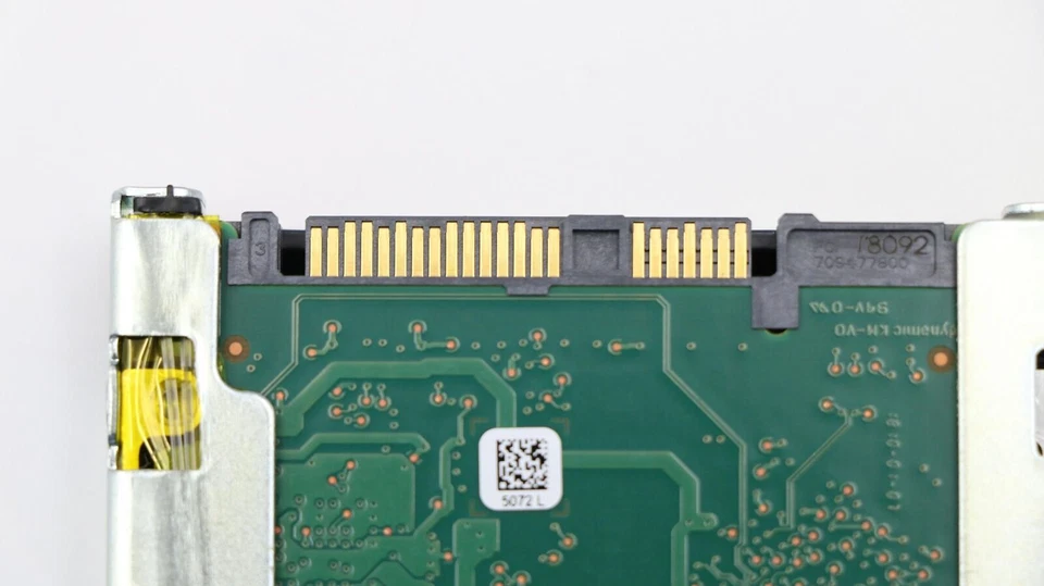 Lenovo 00XH268 4XB0G88765 ThinkServer SAS 600GB 12Gb/s 15K 2.5'' Hard Drive HDD - Image 4 of 4