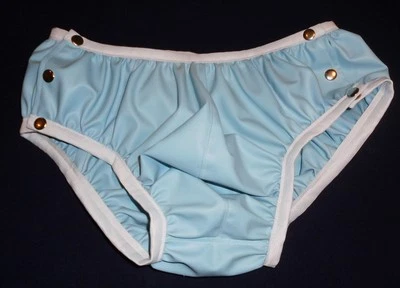 GUKOWE knöpfbarer Herrenslip, Modell FRITZ, Bengalgummi 0,3 mm in 3 Farben und 4 Größen