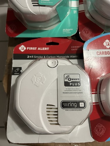 FIRST ALERT - Z-WAVE 2 IN 1 CARBON MONOXIDE SMOKE ALARM WORKS W/ RING 12-Pack - Picture 2 of 7