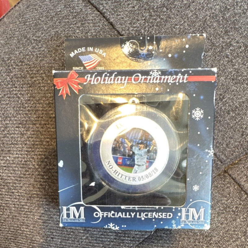 Highland Mint Paxton No-Hitter Silver MLB Mariners Official Christmas Ornament