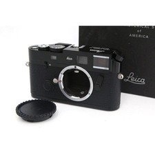 Leica M6 TTL Black Paint 0.72 LHSA Limited Model