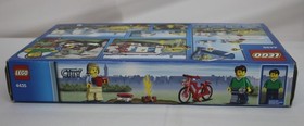 LEGO CITY: Car & Caravan (4435) Brand New & Factory Sealed
