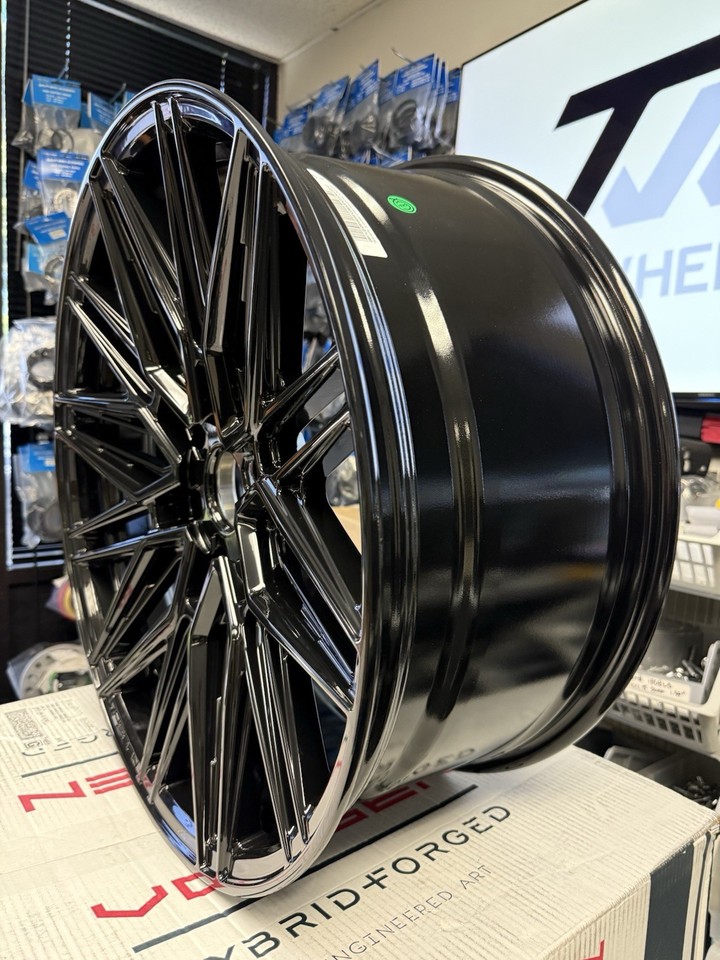 4 Wheels VOSSEN HYBRID FORGED HF6-5 22x9.5 Offset +30 6x139.7 Gloss ...