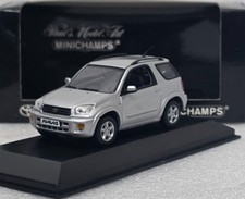 Toyota RAV4 (XA20) Silver Metallic 2000 1:43 Minichamps Dealer Edition