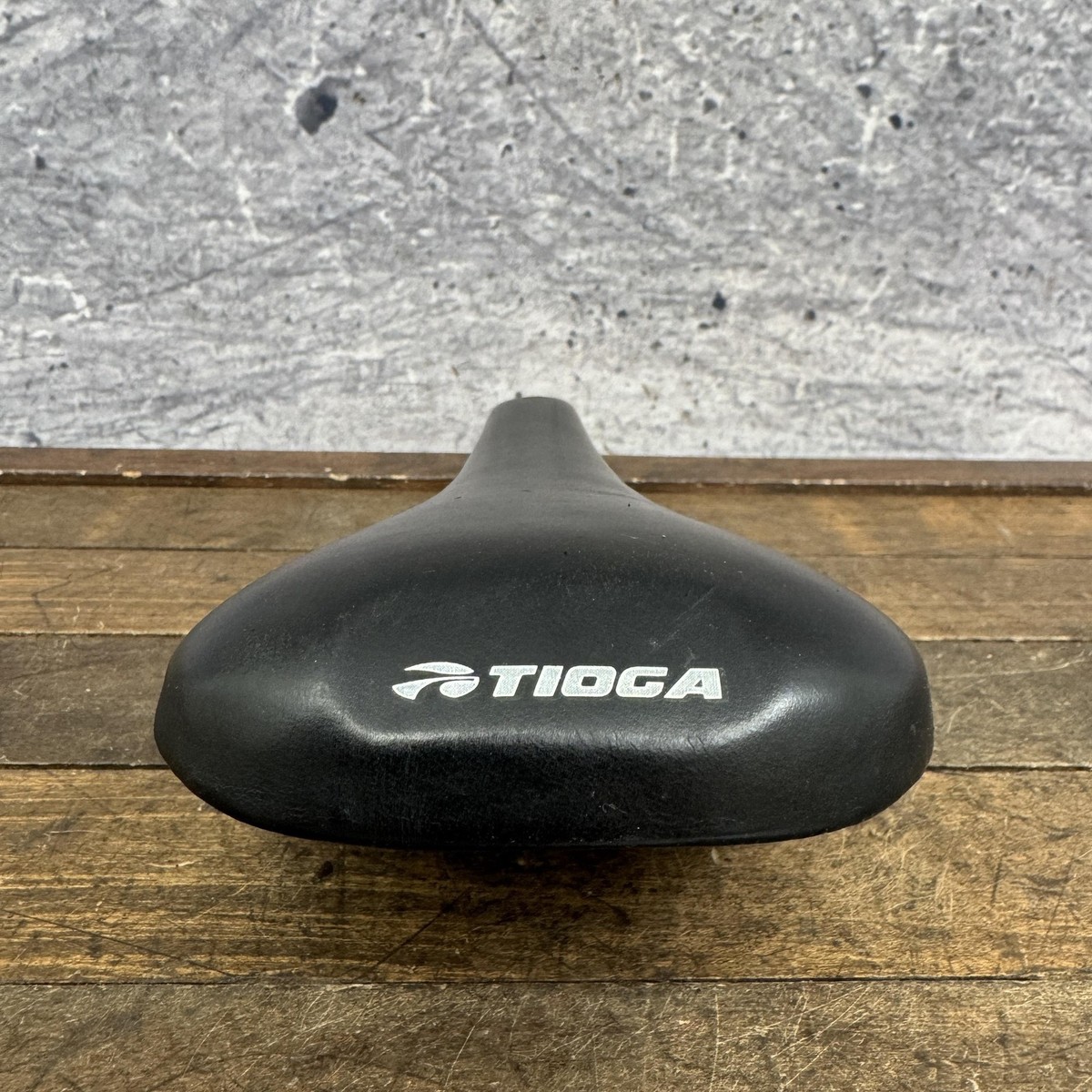 Vintage 90s Tioga Multi Control Saddle Seat Black Racing Italy
