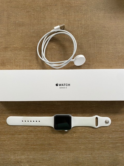 apple watch series 3 gps white