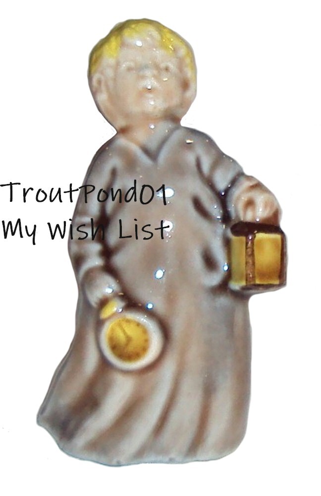 Wade England Large Nursery Rhyme Porcelain Figurine Wee Willie Winkie