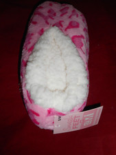 1 Pair Womens Snuggle Feet Non-Slip Slipper Size S/M 5-7 Soft Warm Slippers