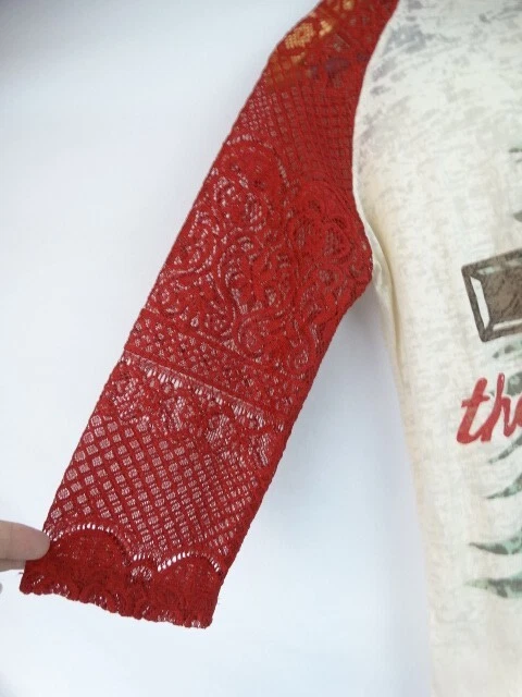 Camisa de Navidad Southern Grace Top Mujer Pequeña He is the Reason for the Season Foto 4 de 4