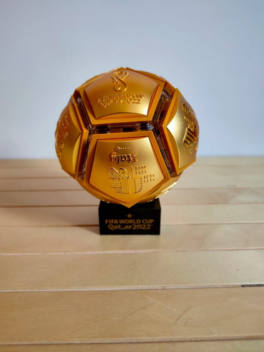 カタールワールドカップ2022 / ホスピタリティシート プレミアムアイテム 公式ホスピタリティ・プログラム | FIFAワールドカップ カタール2022