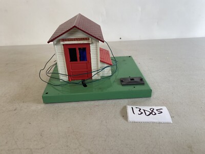 Lionel 145 Automatic Gateman Lionelville Train Station 13D85