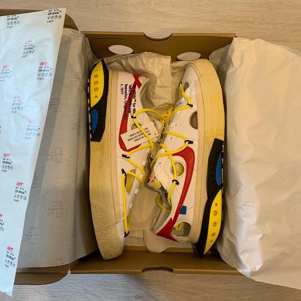 OFF WHITE X NIKE Nike Blazer Low '77 x bianco sporco rosso universitario taglia 8 5