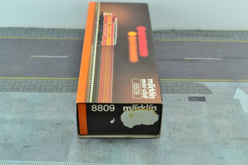 Marklin 8809 Southern Pacific F7 Diesel Locomotive Z Scale - Picture 5 of 5