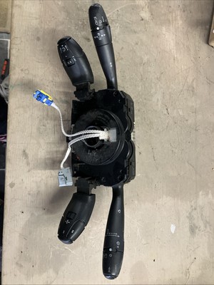 Peugeot 308 MK1 BLINKERSCHALTER STIELE SQUIB 96643943XT Bj 2010