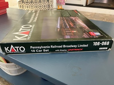 Kato 106-068 N Scale Pennsylvania Broadway Limited 10-Car